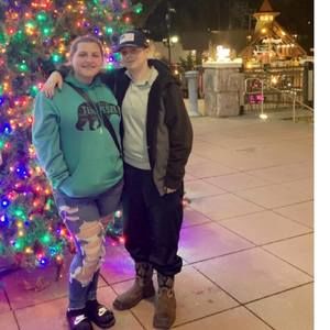 Meet your Posher, Cody